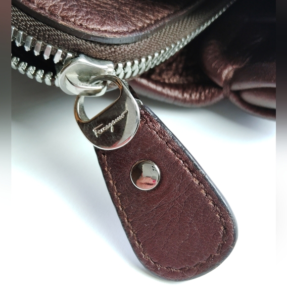 Salvatore Ferragamo Top Handle Bag DH-21 A501 Leather Hand Bag - Picture 7 of 13